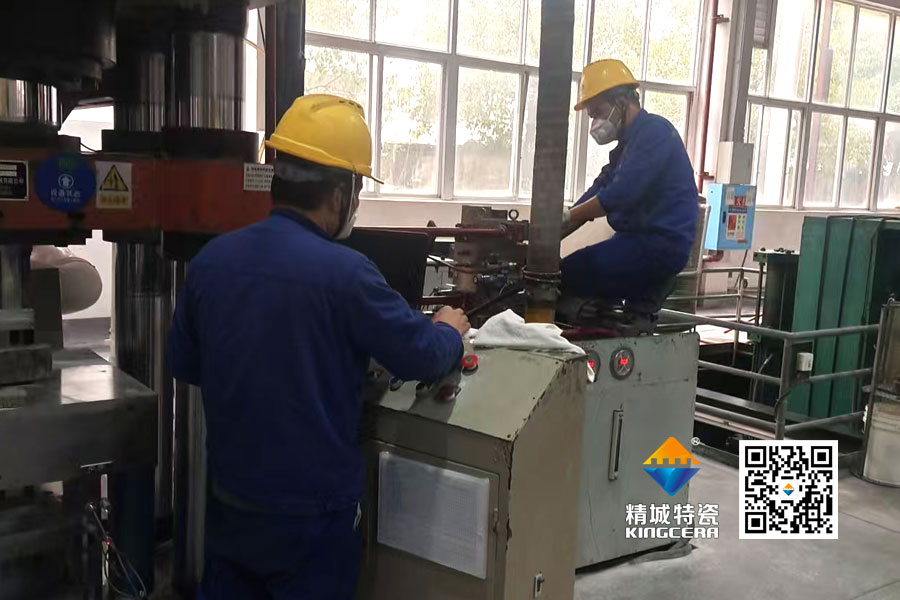 以厂为家，勇于继续：魏科班组自主刷新压机纪实